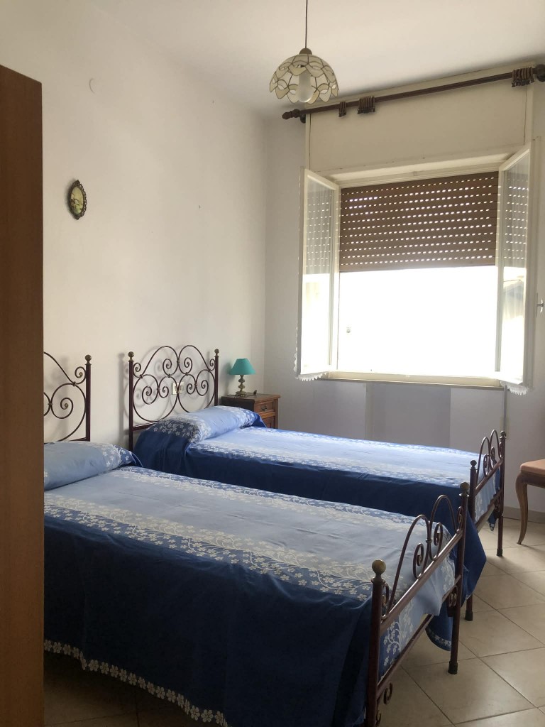 35c77d46-db31-499e-8ac5-2ecf9f1289db