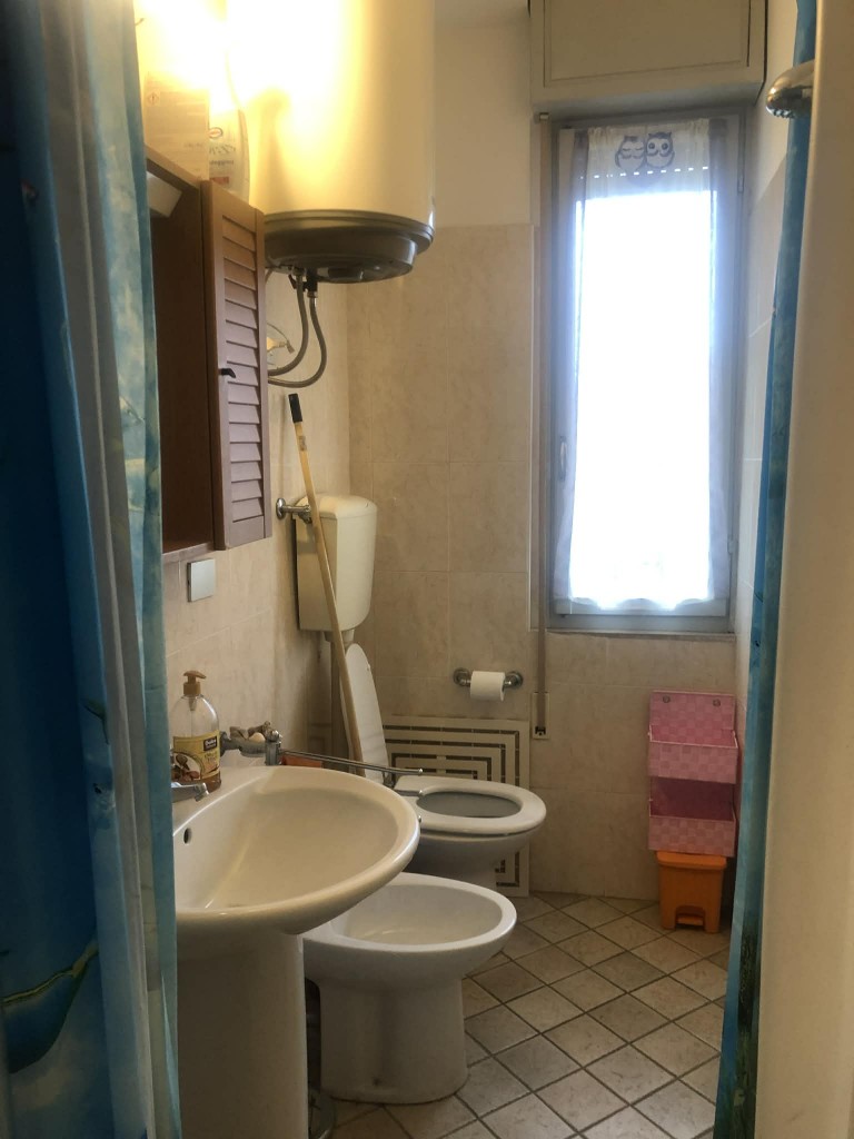 c1053c8f-a072-40cf-b30f-8a8f83897e9d