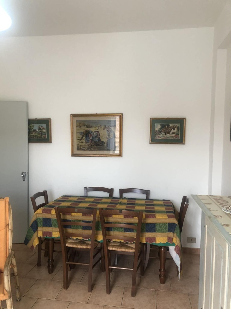 eb0876e5-7a67-4f4a-a8a1-195a1500f55a